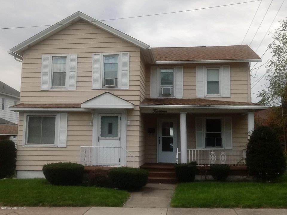 FRONT OF HOUSE