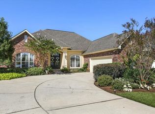 208 Tristan Ln, Hahnville, LA 70057