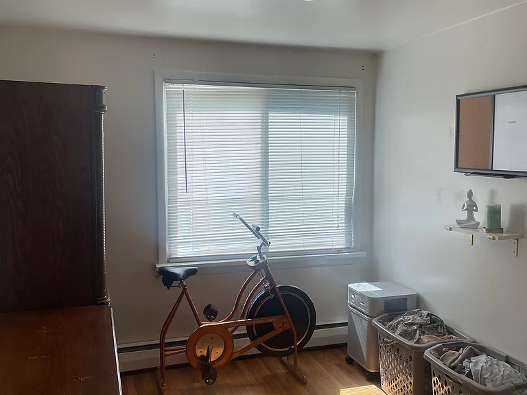 160 Farber Ln #3 — Photo 11