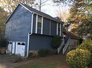 570 Farmbrook Trl NE, Kennesaw, GA 30144