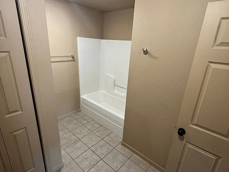 16524 Hunters Ridge Ln — Photo 6