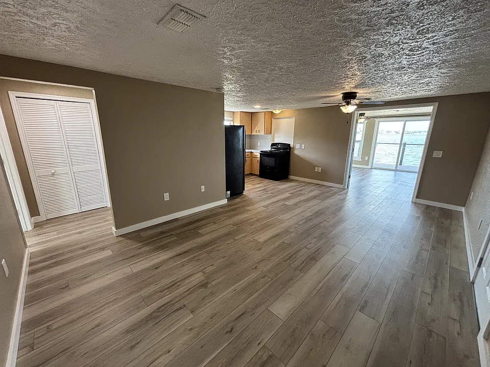Living Room pt. 2