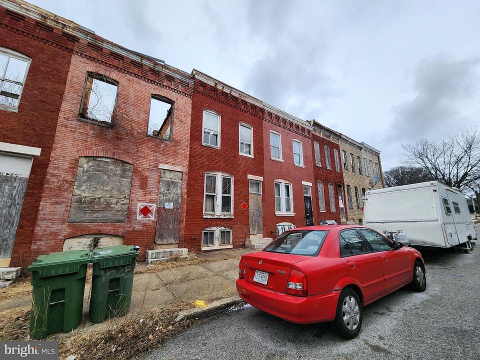 2nd image of 1922 Lauretta Ave