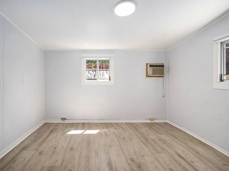 531 Taylor Ave — Photo 6