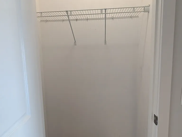 5858 N Broadway St #401 — Photo 11