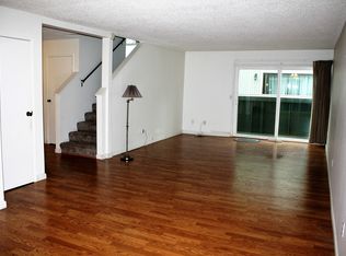 5045 Country Club Dr, Rohnert Park, CA 94928