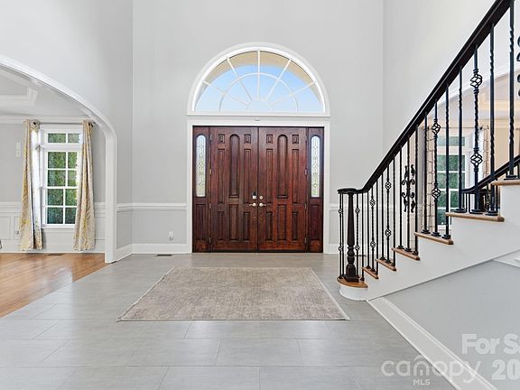 5th image of 450 Beaver Creek Rd #14