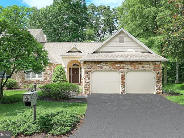 2124 Tall Oaks Ln, York, PA 17403
