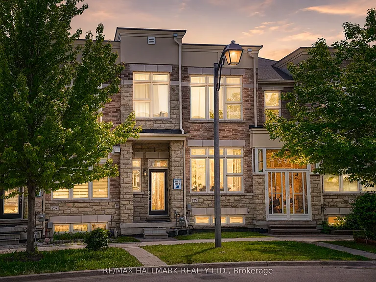 235 S Unionville Ave — Photo 2