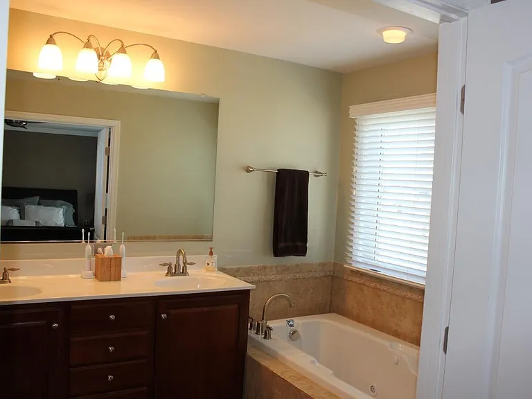 3rd Floor Master Bath