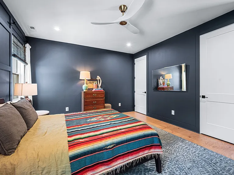 939 Spain Ave — Photo 33