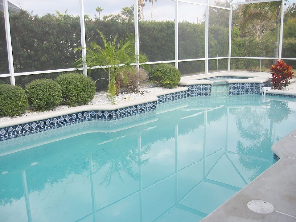2nd image of 11003 Orangeshire Ct