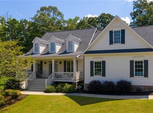 7330 Hedgerose Dr, Cumming, GA 30028