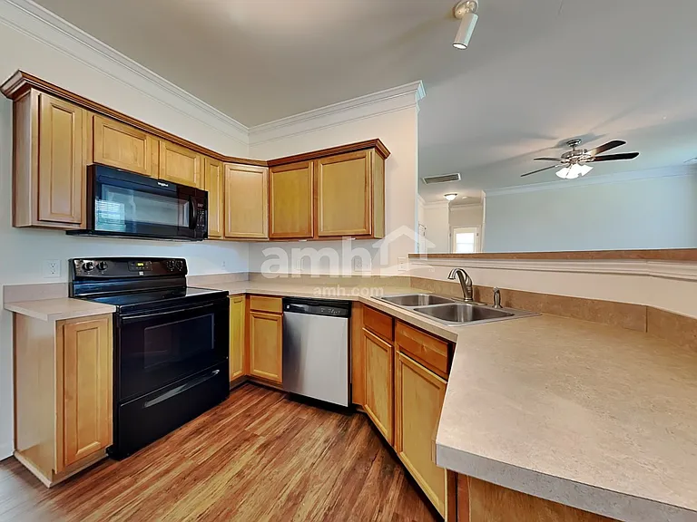 1416 Paulonia Way — Photo 3