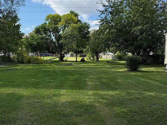 4th image of 8126 Pardee Rd