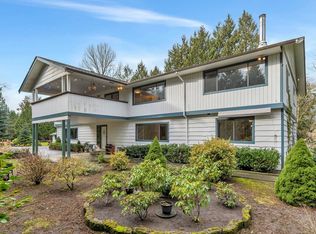 3775 Lincoln Ave, Coquitlam, BC V3E 3H8