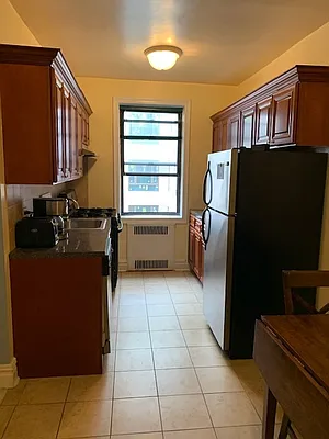 Sold by Douglas Elliman | media 10