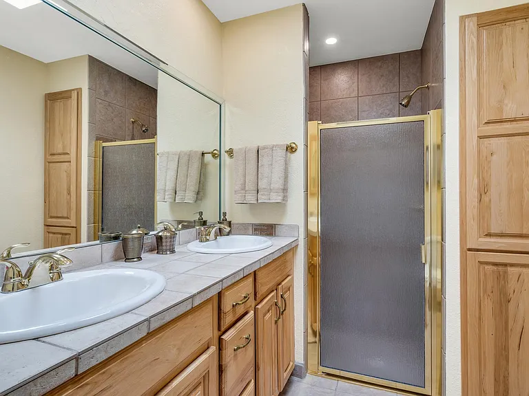 10380 N Hacienda Hermosa Dr — Photo 30