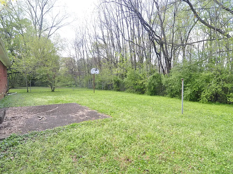 1909 Forney Dr NW — Photo 3