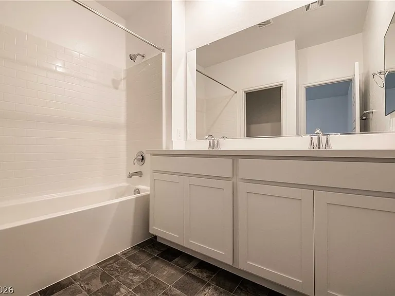 6478 Silver Estates St — Photo 15