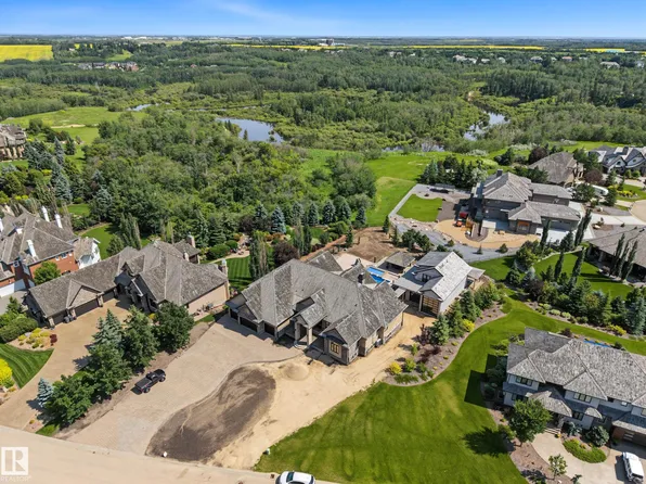 185 Riverstone Dr, Sturgeon County, AB T8T 1H8
