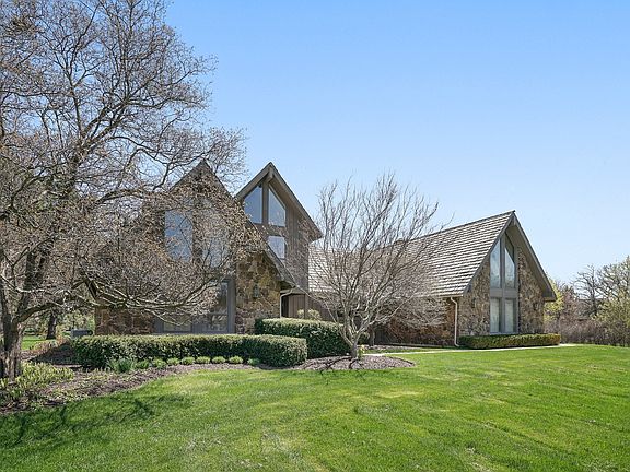 2nd image of 21945 W Pine Lake Cir
