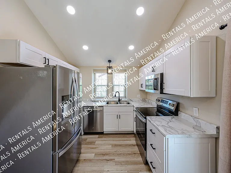 8111 W Wacker Rd #35 — Photo 6