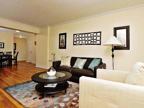 3rd image of 4 Sadore Ln APT 4V