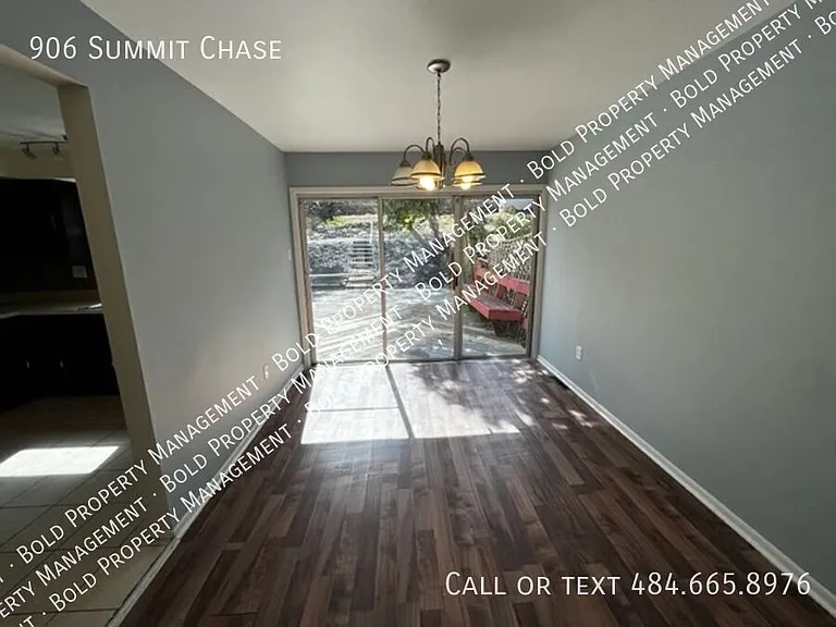 906 Summit Chase Dr — Photo 7