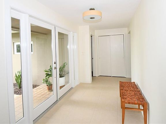 4th image of 1537 Reynard Dr