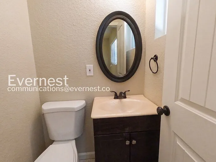 226 Columbine Ct — Photo 13