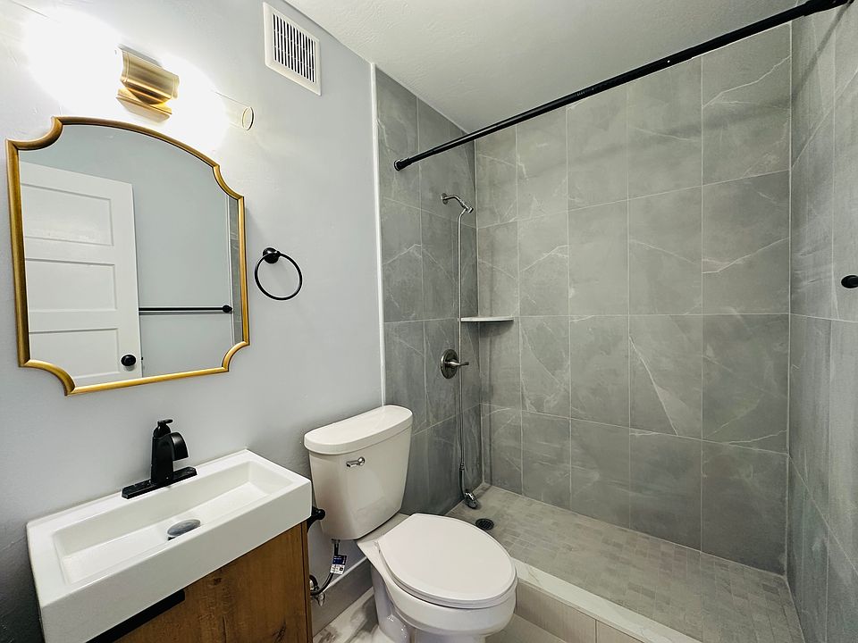 1st image of 969 College Dr #969
