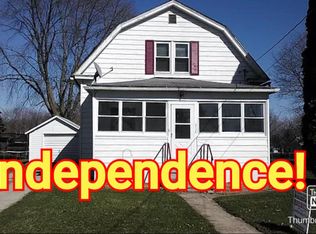 414 7th Ave SE, Independence, IA 50644
