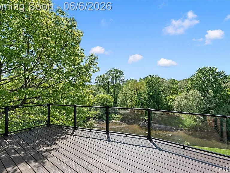2962 Pheasant Ring Dr — Photo 28