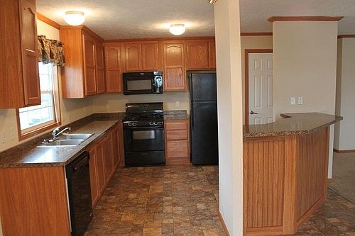 2nd image of 66 S Meadow Dr