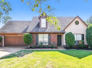 6422 Manchester Dr, Horn Lake, MS 38637