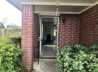 9014 Ruston Oaks Ct, Houston, TX 77088