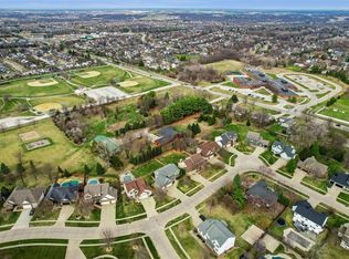 1905 SE Hawthorne Ridge Dr, Waukee, IA 50263