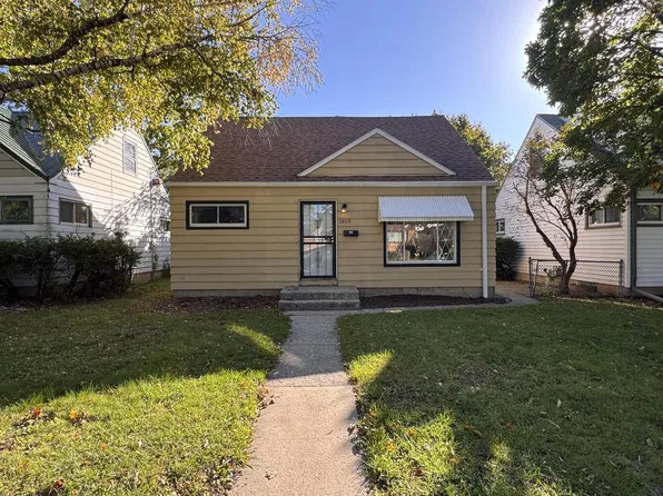 5868 N 71st STREET, Milwaukee, WI 53218