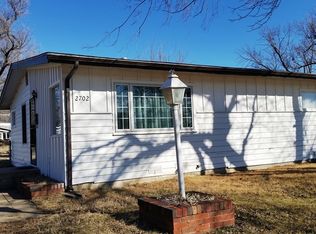 2702 S Southeast Dr, Wichita, KS 67216