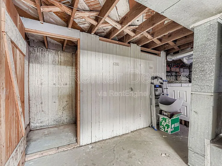 2928 N Milwaukee St — Photo 13