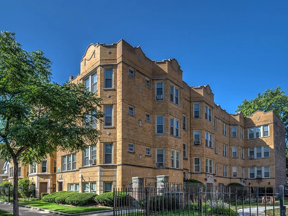 1022 N. Austin