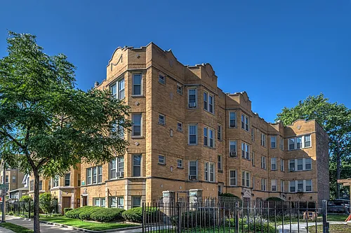1022 N. Austin Photo 1