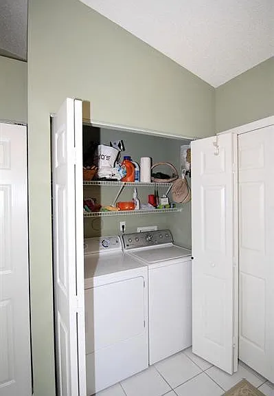 6098 Lake Hibiscus Dr — Photo 3