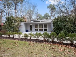 12 Evergreen Path, Quogue, NY 11959