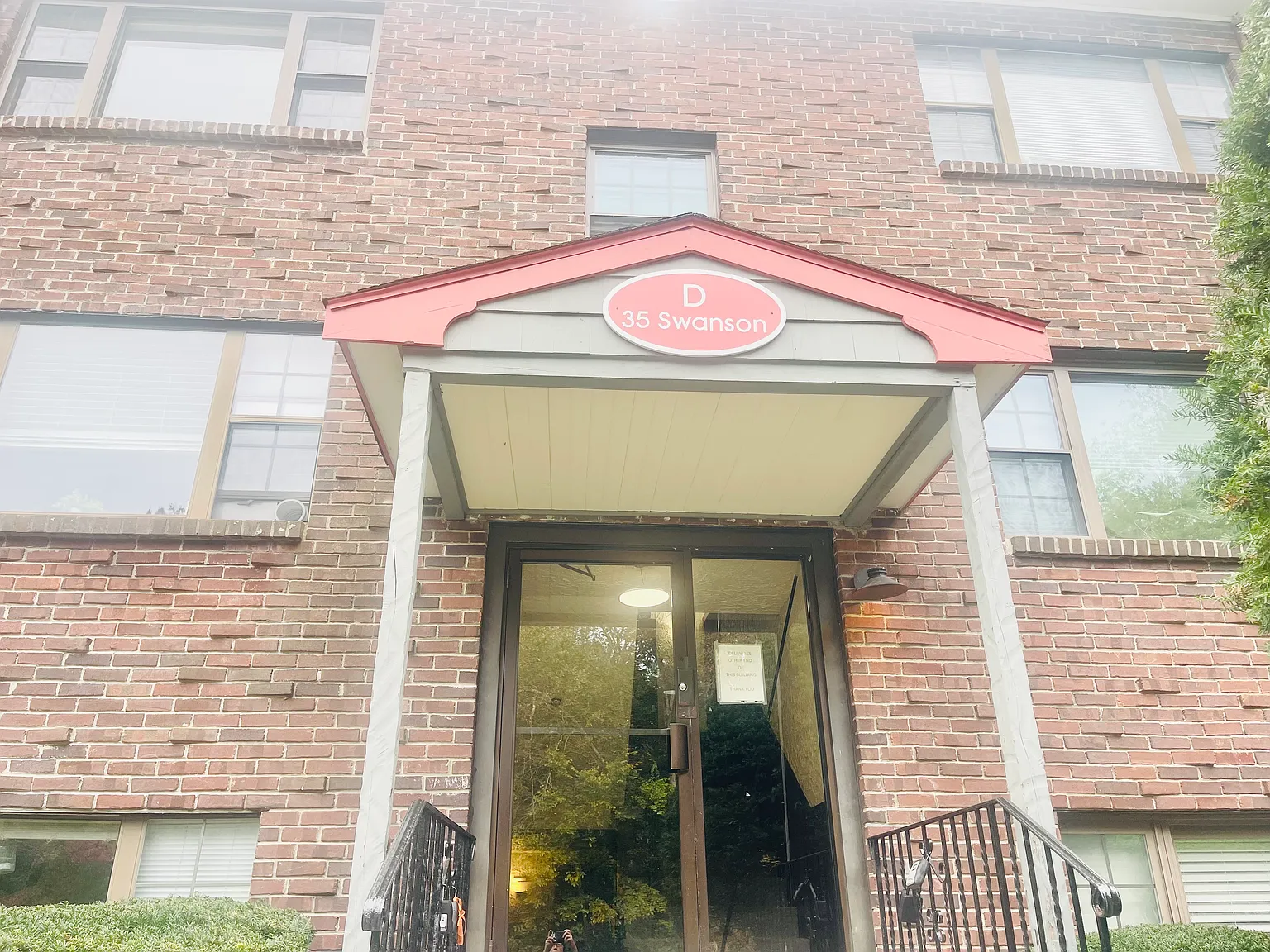 1 bed, 690 sqft, $1,800 — Photo 2