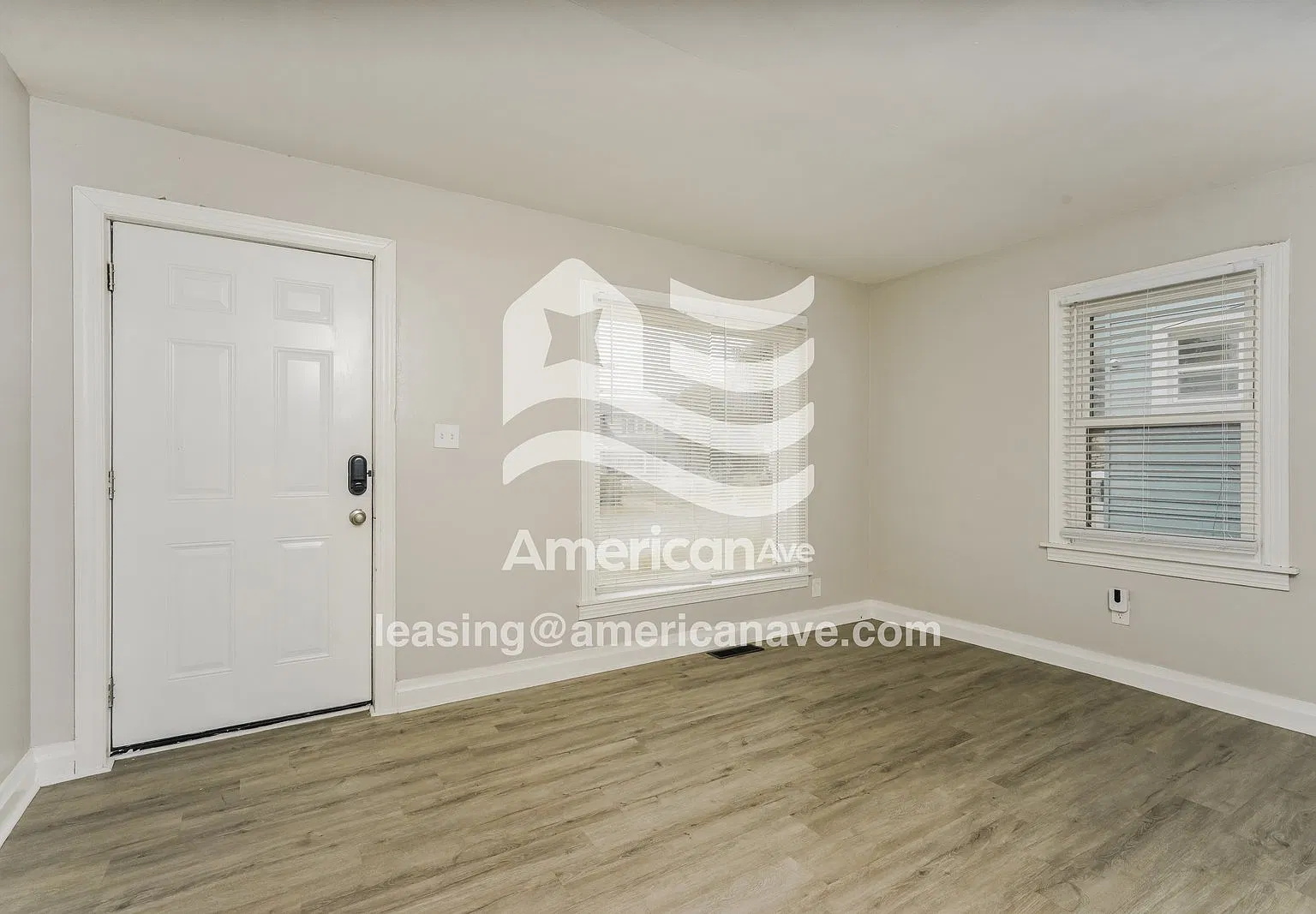 3 bed, 1.0 bath, 1352 sqft, $1,415 — Photo 4