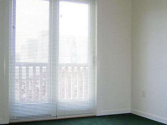 4th image of 2185 Dwight Way APT 2