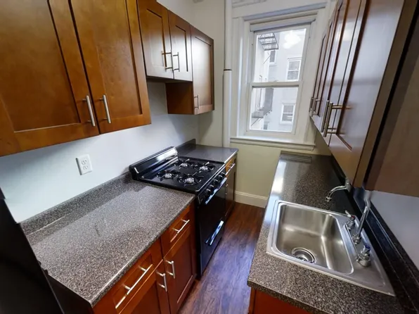 1159 Boylston St #3, Boston, MA 02215