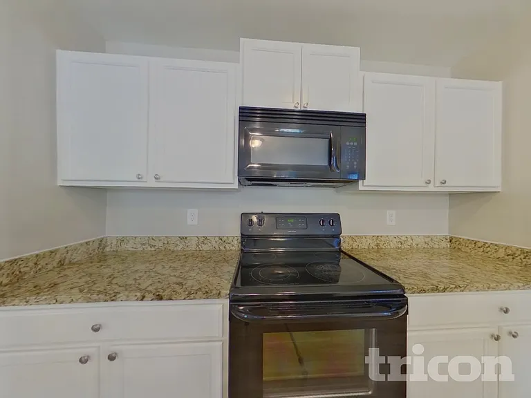 4604 Montelena Dr — Photo 5
